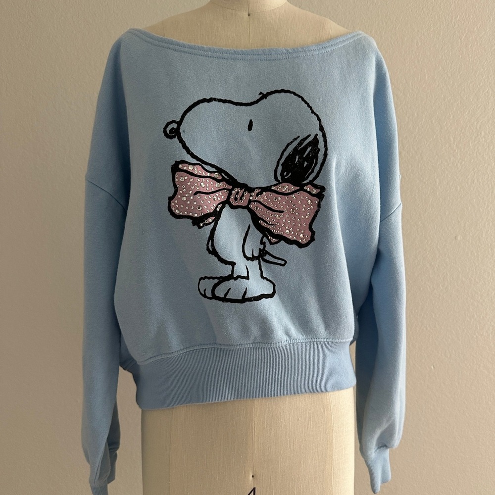 Peanuts Snoopy Sweatshirt Women Small Blue Rhinestone Bow Boat Neck Relaxed